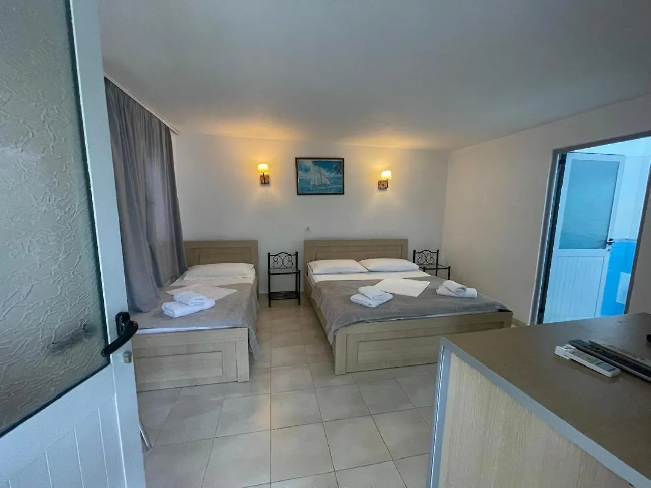 Valbona Garden Rooms Himare 0*,