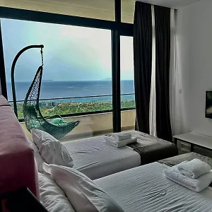 4* Hotel Wait 'n Sea